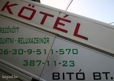 Kötél a Bitótól!